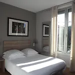 Le Petit Castel Hotel
