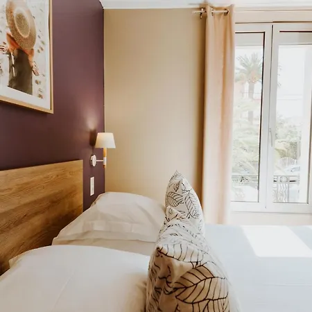 Le Petit Castel Hotel Antibes