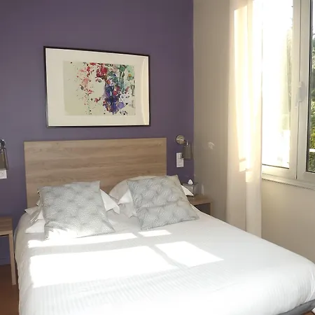 Le Petit Castel 3* Antibes