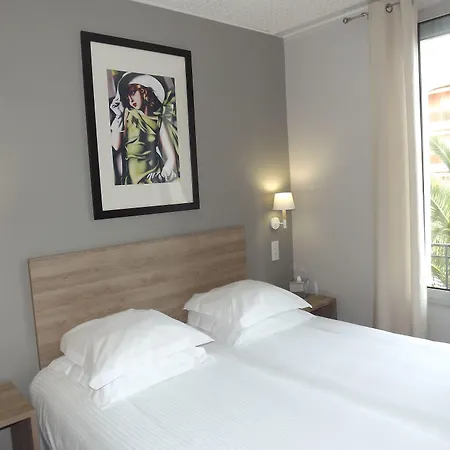 Le Petit Castel Hotel Antibes