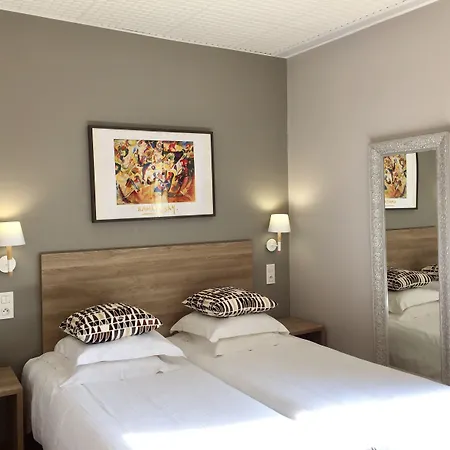 ル プティ カステル