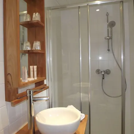 ホテル ル プティ カステル