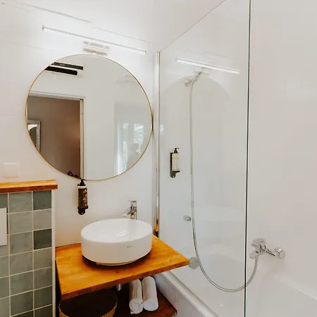 ル プティ カステル 3*