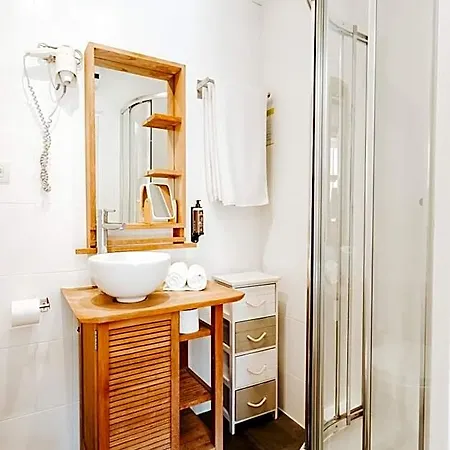 Le Petit Castel Otel