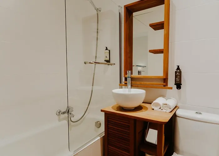 Hotell Le Petit Castel Antibes